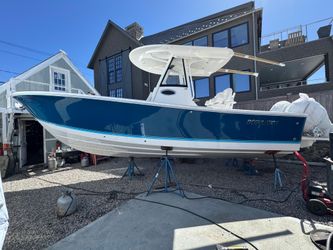 28' Regulator 2025