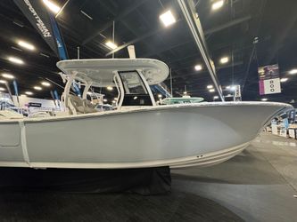 28' Sportsman 2025