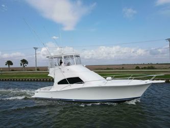 44' Luhrs 2005