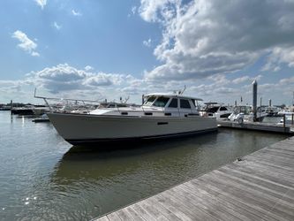 48' Sabre 2021