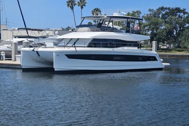 44' Fountaine Pajot 2023