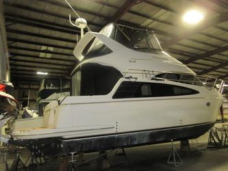 36' Carver 2005 Yacht For Sale