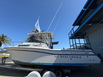 28' Grady-white 1990