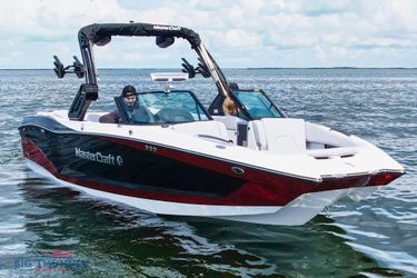 24' Mastercraft 2023