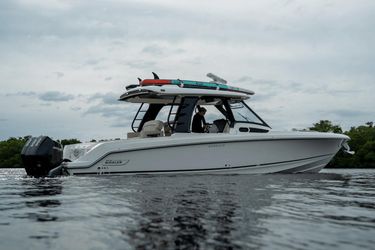 35' Boston Whaler 2023