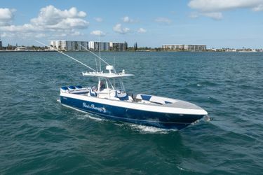 37' Intrepid 2007