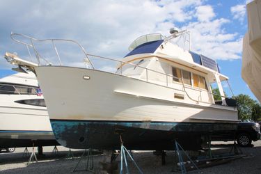 32' Island Gypsy 2000