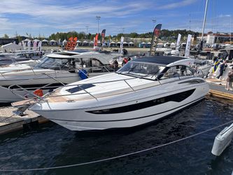 43' Princess 2024