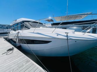 42' Regal 2025