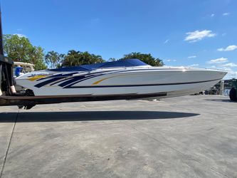 38' Formula 2013