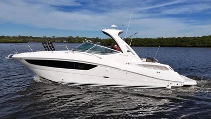 33' Sea Ray 2015