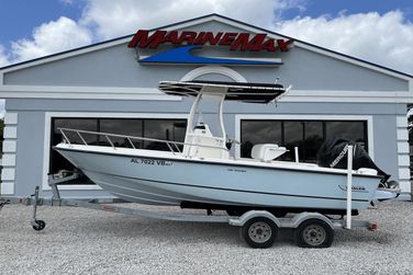 Boston Whaler 190 Outrage