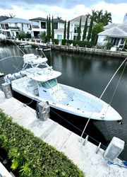 35' Everglades 2008