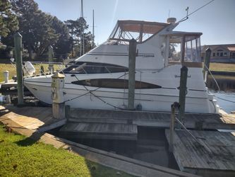 37' Carver 2004