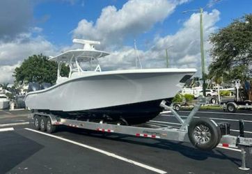 36' Yellowfin 2024