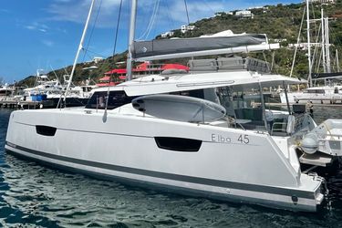 45' Fountaine Pajot 2023