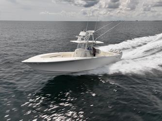 37' Seavee 2020