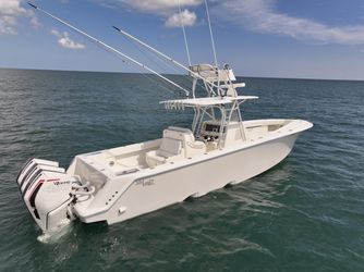 37' Seavee 2020
