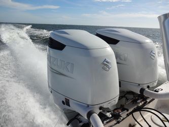 31' Cape Horn 2005