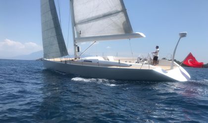 66' Maxi Dolphin 2009