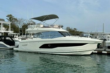 42' Prestige 2024