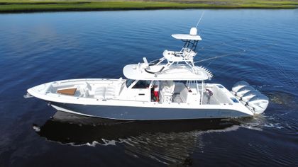 43' Everglades 2020