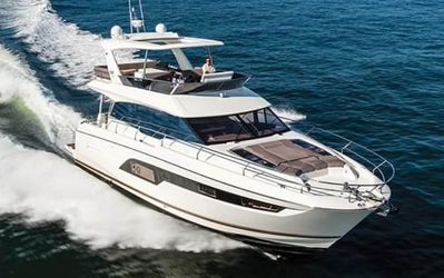62' Prestige 2021