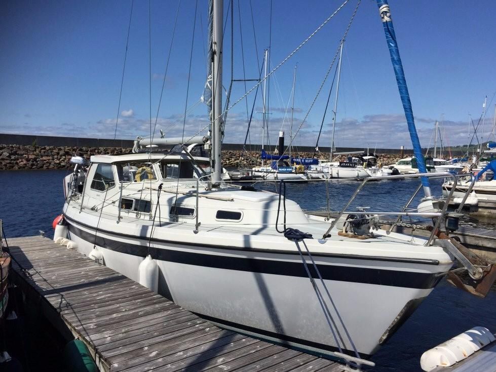 lm 32 sailboat for sale