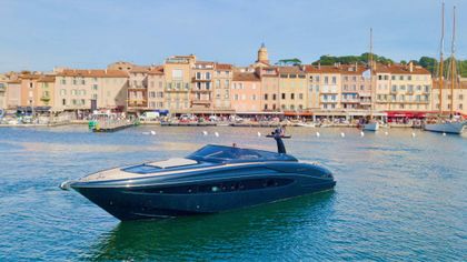 64' Riva 2015