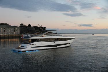 95' Princess 2026