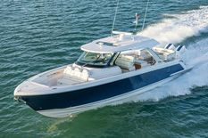 Tiara Yachts 43 LS