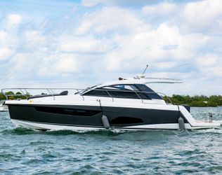 34' Sealine 2016