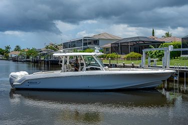 38' Boston Whaler 2018