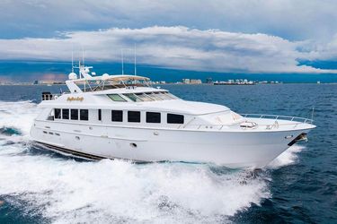 85' Hatteras 1998 Yacht For Sale