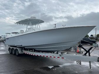 Contender 35 ST