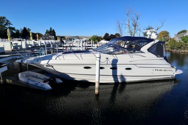 40' Regal 2000