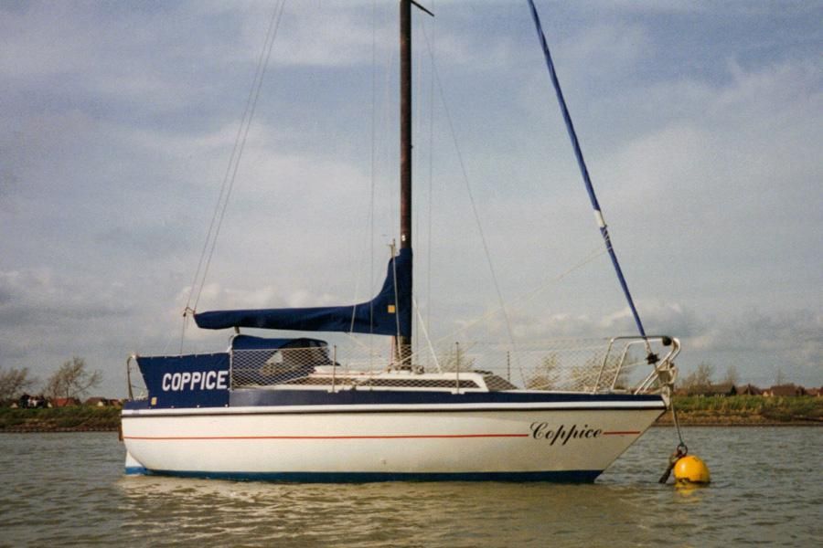 mirage 27 yacht