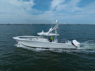 42' Yellowfin 2018