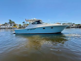 43' Tiara Yachts 2018