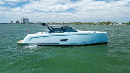 58' Vanquish Yachts 2022