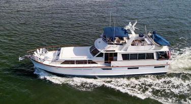 Pacemaker 66 Motor Yacht