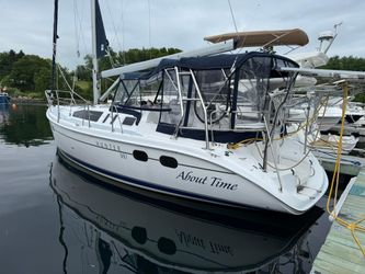 38' Hunter 2002