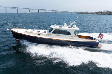 44' Hinckley 2009