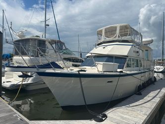 43' Hatteras 1986