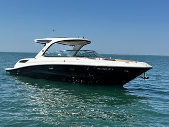 35' Sea Ray 2018