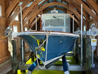 32' Hunt Yachts 2017