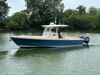 32' Hunt Yachts 2017