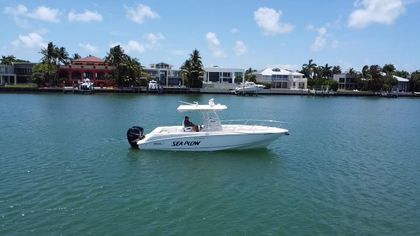 32' Boston Whaler 2008