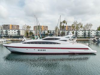 105' Mangusta 2004