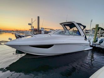 28' Regal 2019